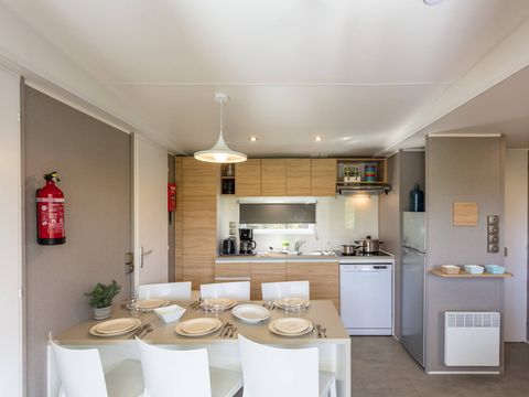 MOBILHOME 6 personnes - Mobil-home | Premium | 3 Ch. | 6 Pers. | Terrasse surélevée | Clim. | TV