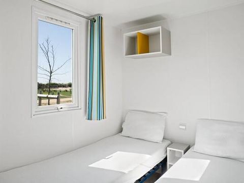 BUNGALOW 6 personnes - Mobil-home | Comfort | 3 Ch. | 6 Pers. | Terrasse surélevée | Clim.
