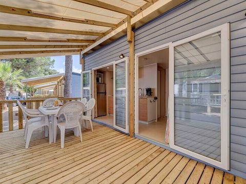 MOBILHOME 4 personnes - Comfort | 2 Ch. | 4 Pers. | Terrasse surélevée | Clim.