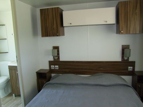 Mobilhome 8 personnes - 3 chambres - 6 couchages - 2 salles de bain - 40 m²