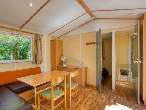 Mobilhome 5 personnes - 2 chambres - 5 couchages avec sanitaires - 23 à 29 m²