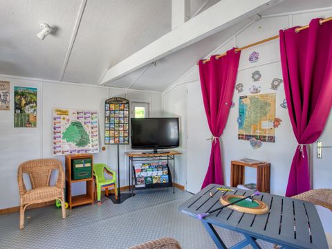 Mobilhome 5 personnes - 2 chambres - 5 couchages avec sanitaires - 23 à 29 m²