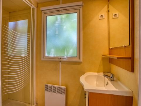 Mobilhome 4 personnes - 2 chambres - 4 couchages avec sanitaires - 23 à 29 m²