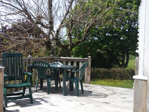 MOBILHOME 4 personnes - Spécial Vendredi / Vendredi - 2 chambres avec sanitaires