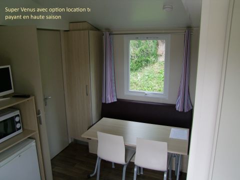MOBILHOME 4 personnes - Spécial Vendredi / Vendredi - 2 chambres avec sanitaires