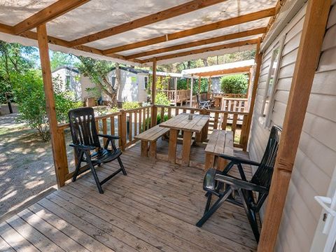 Mobilhome 4 personnes - Comfort XL | 2 Ch. | 4 Pers. | Terrasse surélevée | Clim.