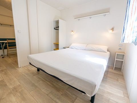 Mobilhome 4 personnes - Comfort XL | 2 Ch. | 4 Pers. | Terrasse surélevée | Clim.