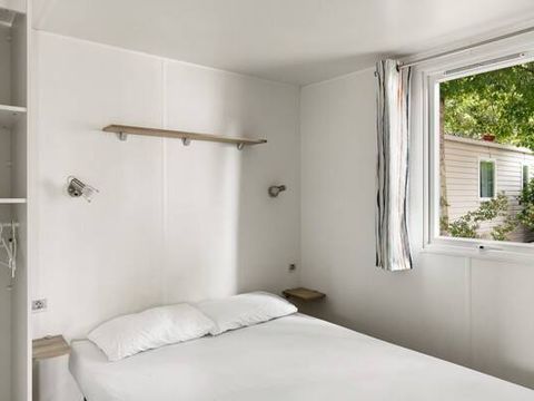BUNGALOW 6 personnes - Mobil-home | Comfort | 2 Ch. | 4/6 Pers. | Terrasse surélevée | Clim.