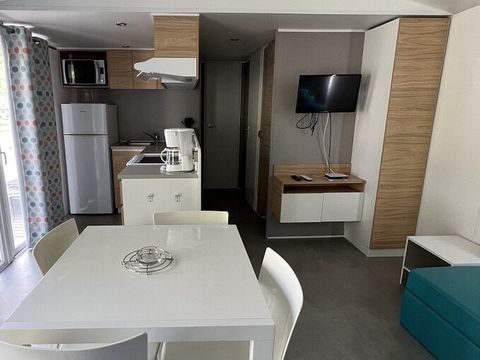 MOBILHOME 6 personnes - Mobil-home | Comfort XL | 2 Ch. | 4/6 Pers. | Terrasse surélevée | Clim. | TV