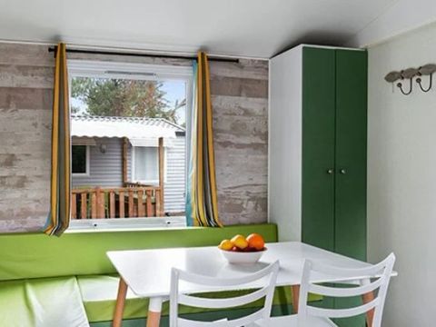MOBILHOME 6 personnes - Classic | 3 Ch. | 6 Pers. | Terrasse surélevée | Clim.