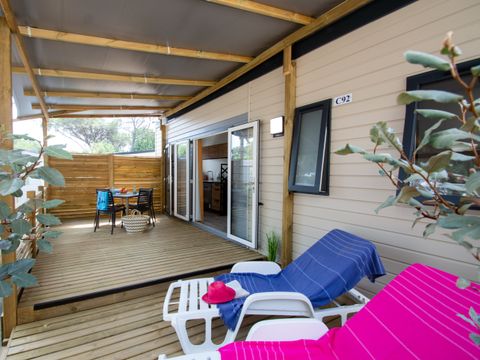 Bungalow 8 personnes - LUXE CONFORT 6/8 personnes 3 ch, CLIM / TV / WIFI gratuit