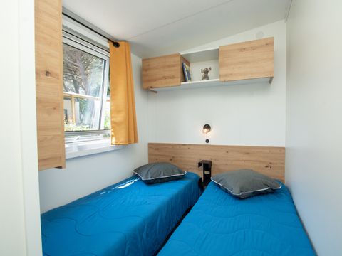 Bungalow 8 personnes - LUXE CONFORT 6/8 personnes 3 ch, CLIM / TV / WIFI gratuit