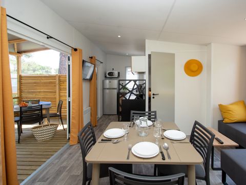 Bungalow 8 personnes - LUXE CONFORT 6/8 personnes 3 ch, CLIM / TV / WIFI gratuit