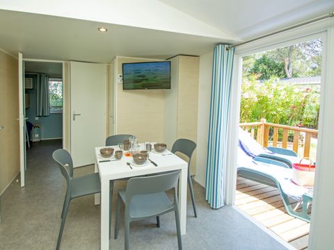 Bungalow 8 personnes - LUXE 6/8 personnes 3 ch, CLIM / TV / WIFI gratuit