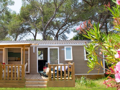 Bungalow 8 personnes - LUXE 6/8 personnes 3 ch, CLIM / TV / WIFI gratuit