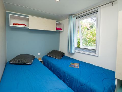 Bungalow 8 personnes - LUXE 6/8 personnes 3 ch, CLIM / TV / WIFI gratuit