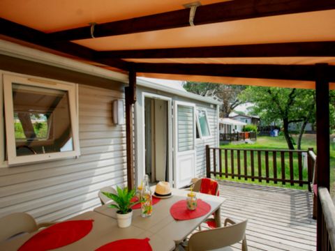 BUNGALOW 6 personnes - Sup