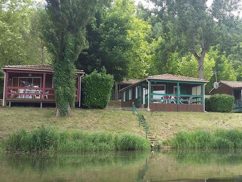 CHALET 8 personnes - STAR 3 chambres (45 m²), climatisé - n°22 à 27