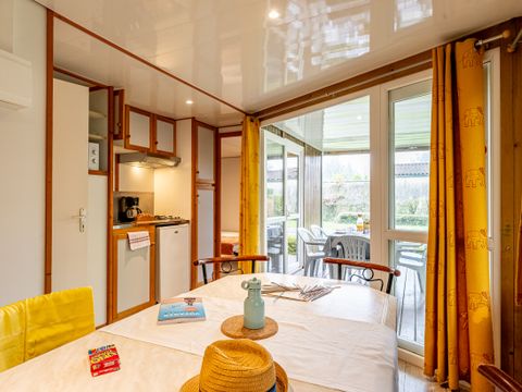 Chalet 6 personnes - Motel Dimanche/Dimanche - Climatisé - 2 salles de bains - 45 m² - N°96 à 99