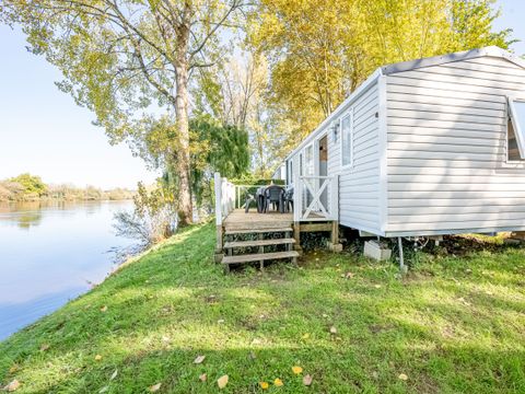Mobilhome 6 personnes - 3 chambres en bord de Rivière, climatisé Dimanche/Dimanche (33 m²) n°3 à 5