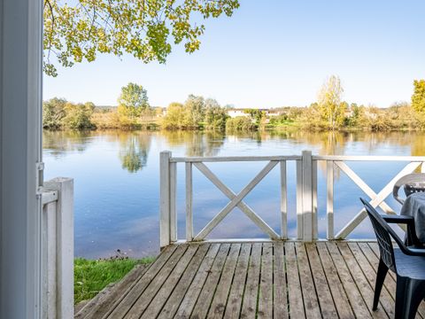 Mobilhome 6 personnes - 3 chambres en bord de Rivière - Climatisé Dimanche/Dimanche - 33 m² - N°3 à 5