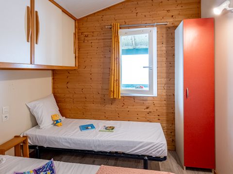 Chalet 8 personnes - STAR Dimanche/Dimanche - 3 chambres - Climatisé - 45 m² - N°22 à 27