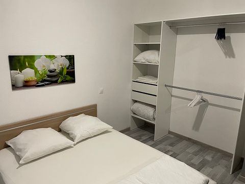 STUDIO 4 personnes - Meublé avec balcon