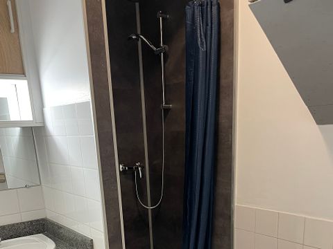 STUDIO 4 personnes - Meublé avec balcon