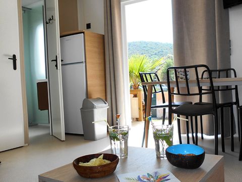 MOBILHOME 8 personnes - BAHAMAS CONFORT COTÉ RIVIÈRE.