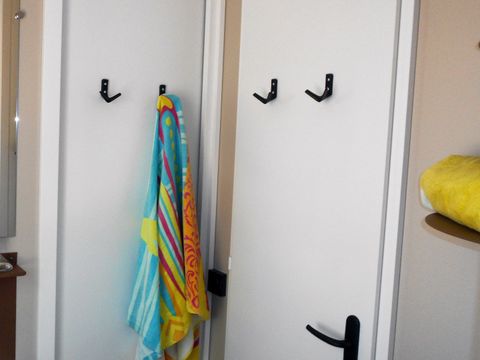 MOBILHOME 8 personnes - BAHAMAS CONFORT COTÉ RIVIÈRE.