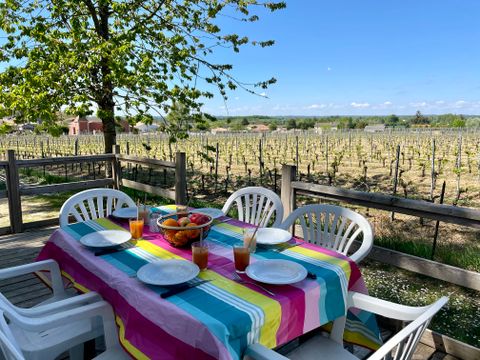 MOBILHOME 8 personnes - Mobil Home Confort - 3 chambres (32m²) + Climatisation + vue vigne 6/8 pers