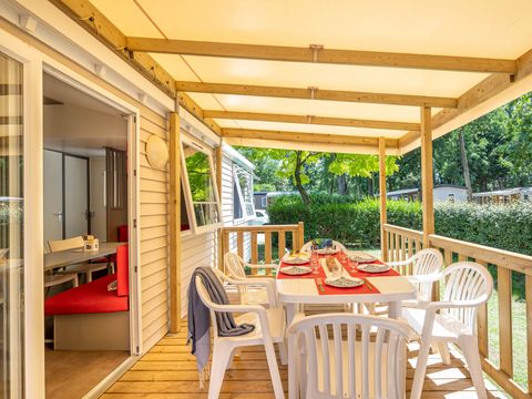 MOBILHOME 6 personnes - Confort TV 3ch -TV-terrasse couverte-plancha- 30m² | CONFORT