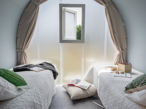 Tente 4 personnes - Coco Sweet - 2 chambres-sans - Sanitaires - INSOLITE - 16m² terrasse couverte - Sans - TV