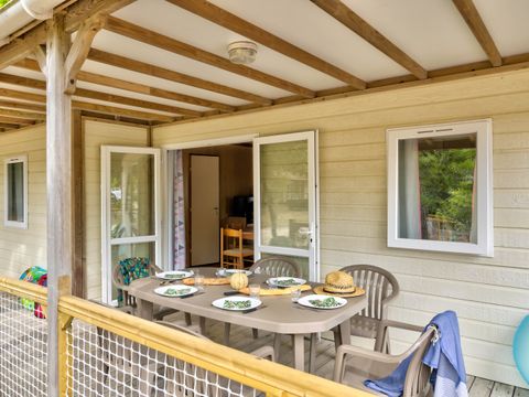 Chalet 7 personnes - Cottage Family - 3 chambres - PREMIUM - 32m²-Roselune-Clim-TV-lave-vaiss.-plancha-terrasse - XXL couverte