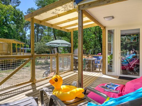 MOBILHOME 6 personnes - Family 3ch-CLIM-terrasse XXL couverte-TV-LV-plancha-30m² | PREMIUM 