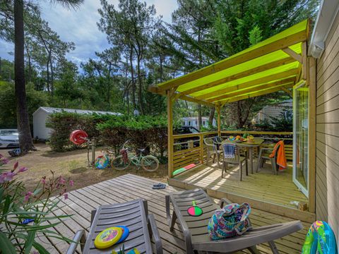 MOBILHOME 5 personnes - Premium PLUS 2ch 2 SDB-TV-LV-plancha-terrasse couverte-33m² | PREMIUM