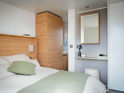 MOBILHOME 5 personnes - Premium PLUS 2ch 2 SDB-TV-LV-plancha-terrasse couverte-33m² | PREMIUM