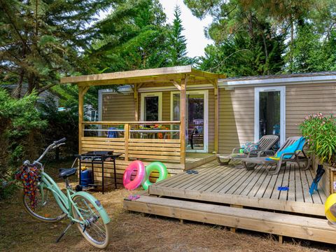 MOBILHOME 5 personnes - Premium PLUS 2ch-CLIM- 2 SDB-TV-LV-plancha-terrasse couverte-33m² | PREMIUM