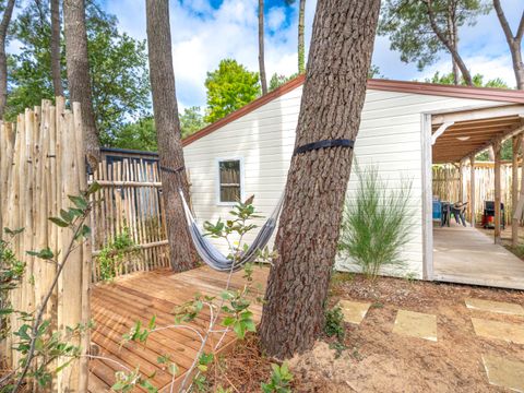Chalet 7 personnes - Cottage Garden - 3 chambres - PREMIUM - 32m²-Baignoire-Clim-TV-lave-vaisselle -plancha-terrasse couverte