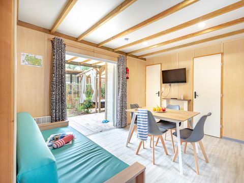 CHALET 7 personnes - Garden 3ch- CLIM-baignoire-TV-LV-plancha-piéton-terrasse couverte-32m² | PREMIUM