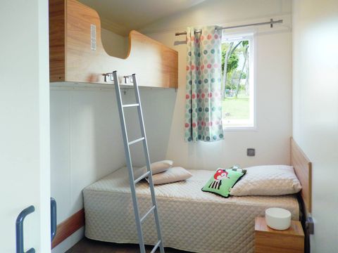 MOBILHOME 5 personnes - Life 2ch PMR- CLIM -TV-LV-plancha-32m²-terrasse couverte | PREMIUM 