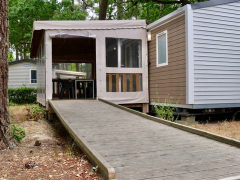 MOBILHOME 5 personnes - Life 2ch PMR- CLIM -TV-LV-plancha-32m²-terrasse couverte | PREMIUM 