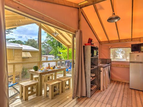 LODGE 5 personnes - Cosyflower 2ch -TV-plancha-terrasse couverte-28m² | CONFORT