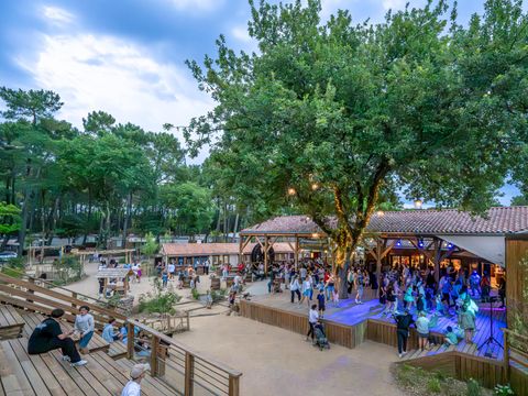 Flower Camping Au Bois des Biches - Camping Vendée - Image N°10