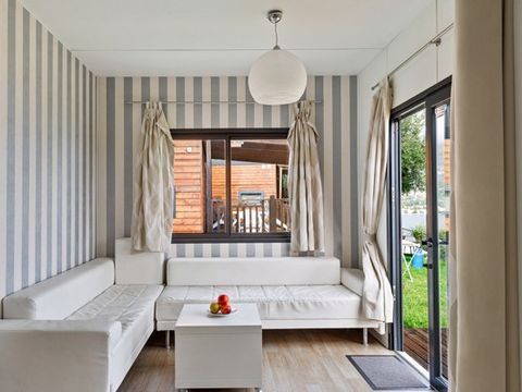 Mobilhome 6 personnes - Comfort XL | 2 Ch. | 4/6 Pers. | Terrasse surélevée | Clim.