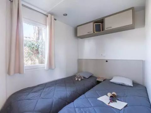 MOBILHOME 6 personnes - Mobil-home | Classic | 2 Ch. | 4/6 Pers. | Terrasse surélevée