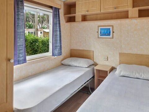 Mobilhome 6 personnes - Mobil-home | Classic | 3 Ch. | 4/6 Pers. | Terrasse simple | 1 SDB | Clim.