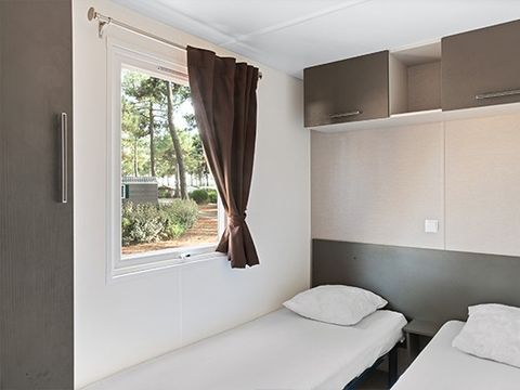 MOBILHOME 6 personnes - Classic | 3 Ch. | 6 Pers. | Terrasse surélevée | Clim.