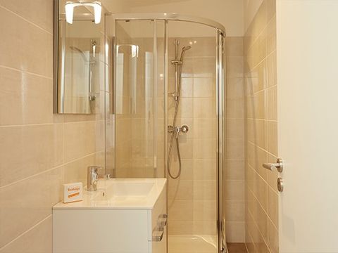 Chalet 6 personnes - Chalet | Comfort | 3 Ch. | 6 Pers. | Terrasse simple | 2 SDB | Clim.