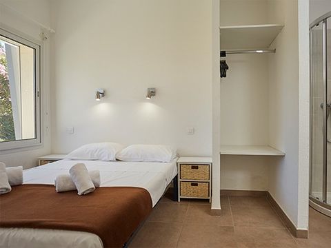 Chalet 6 personnes - Chalet | Comfort | 3 Ch. | 6 Pers. | Terrasse simple | 2 SDB | Clim.